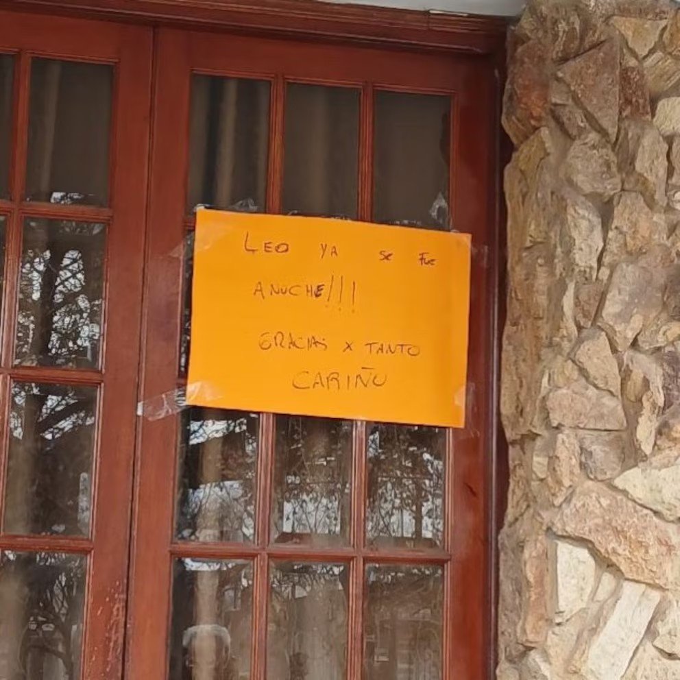 El tierno mensaje que la familia de Lionel Scaloni pegó en la puerta de su casa en Pujato