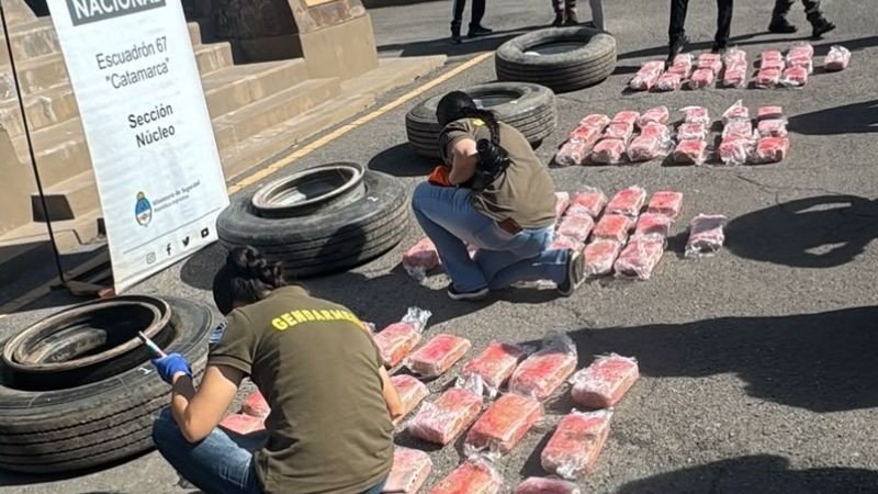 Golpe al narcotráfico en Catamarca: más de 78 kilos de droga escondidos en ruedas