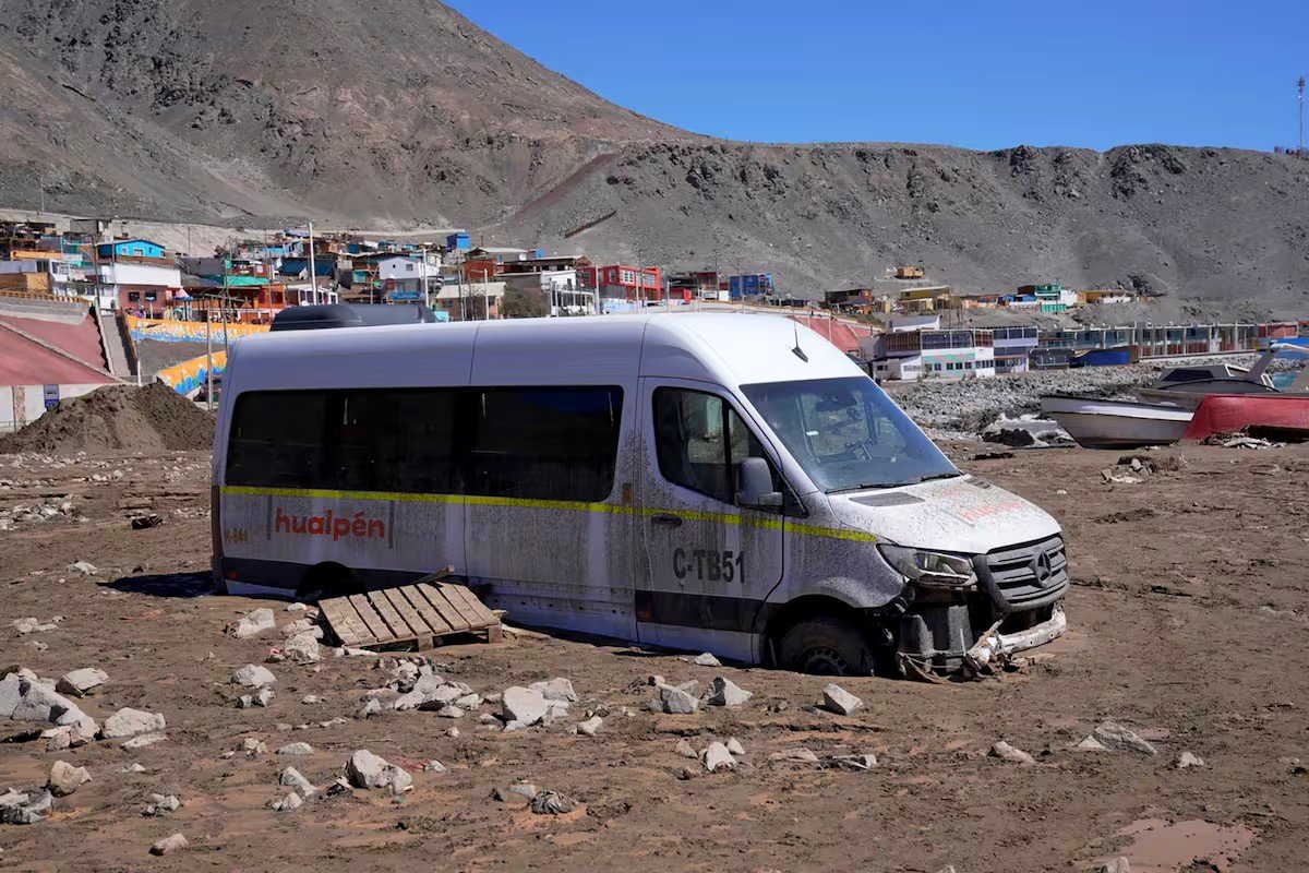 Las impactantes imágenes del temporal en el norte de chile que dejó un muerto y más de 1000 evacuados