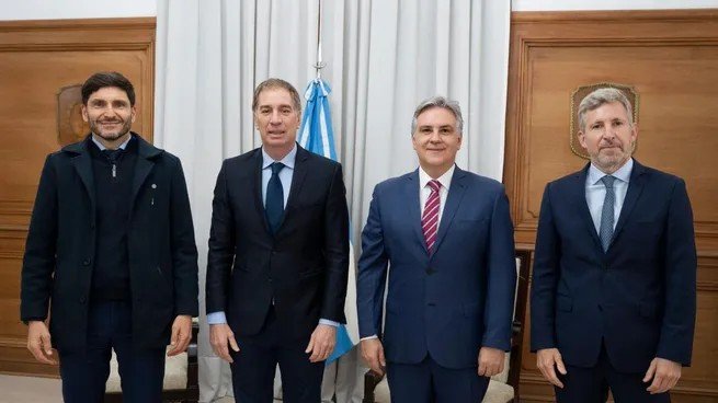 Diego Santilli recibió a los gobernadores de la Región Centro: negocian alivio para la tarifa eléctrica de grandes usuarios