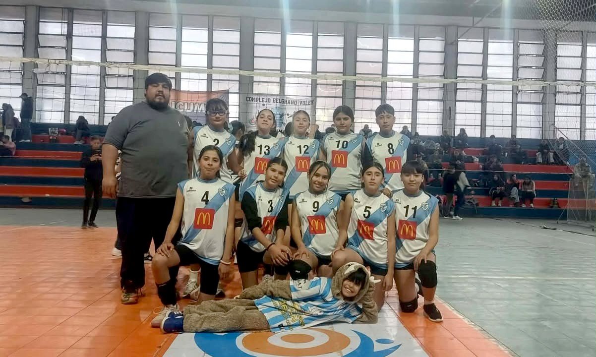 VOLEY: EL EQUIPO SUB 12 DE RACING DEL 250 ENTRE LOS OCHO MEJORES DE LA REGIÓN