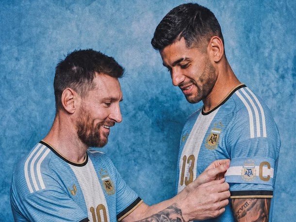 El post Messi: Lionel Scaloni confirmó quiénes serán los nuevos capitanes de la Selección Argentina