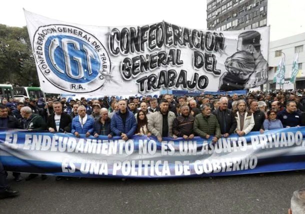 Profundización del plan de lucha: la CGT confirmó dos masivas movilizaciones