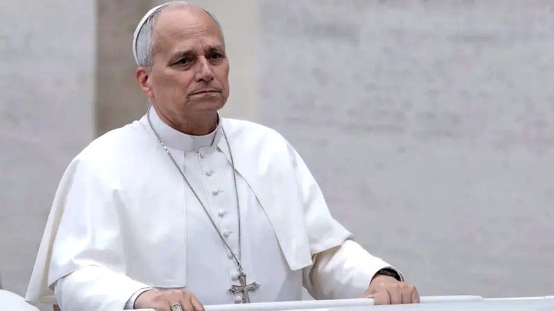 El papa León XIV se recupera "según lo previsto" y hasta celebró una misa en la clínica