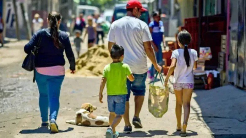 Una familia tipo necesitó más de $1.600.000 en septiembre para no ser pobre