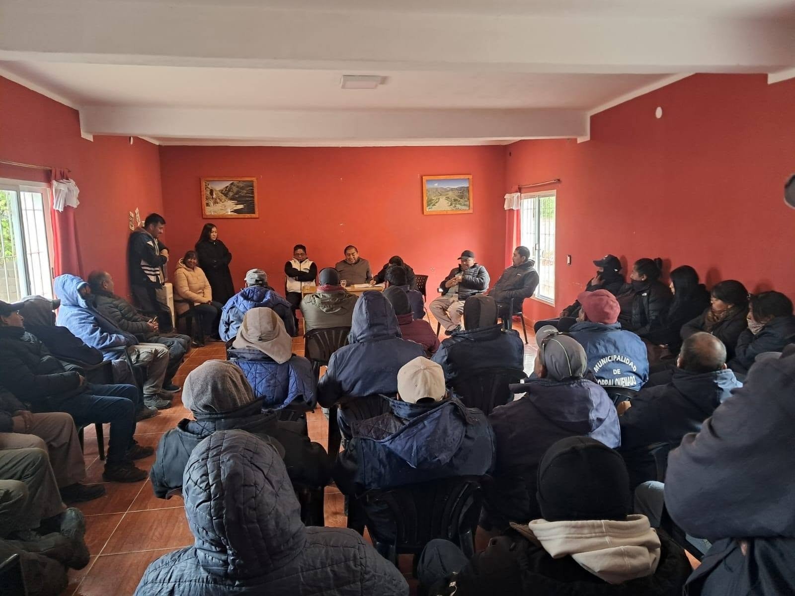 CORRAL QUEMADO: ISIDRO GÓMEZ ANUNCIÓ UN AUMENTO SALARIAL DE $120.000 Y LA BANCARIZACIÓN DE LOS EMPLEADOS MUNICIPALES