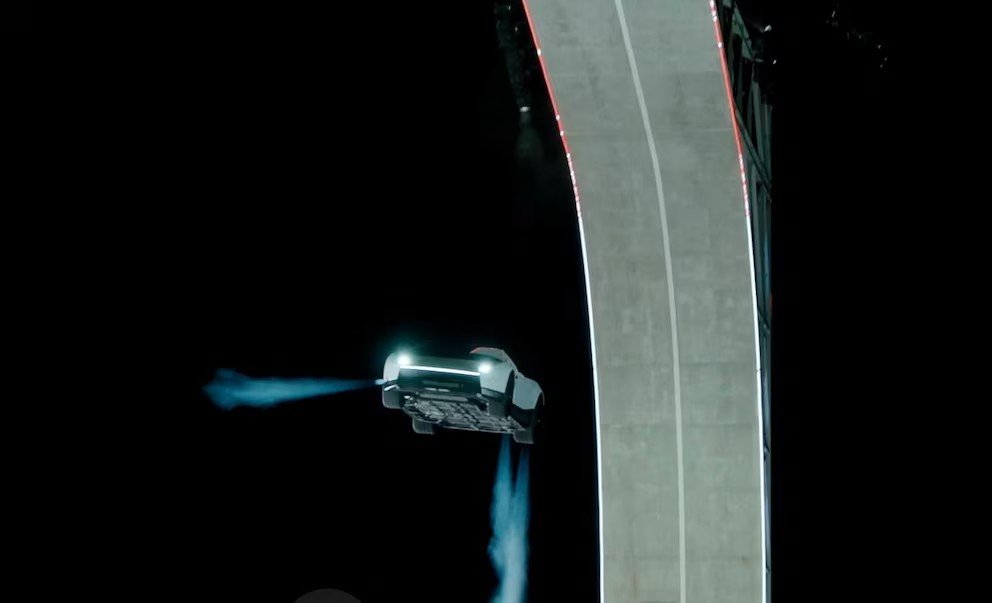 Cuánto vale un Tesla Roadster en sus tres versiones: Rocket, Perfomance y Thrust