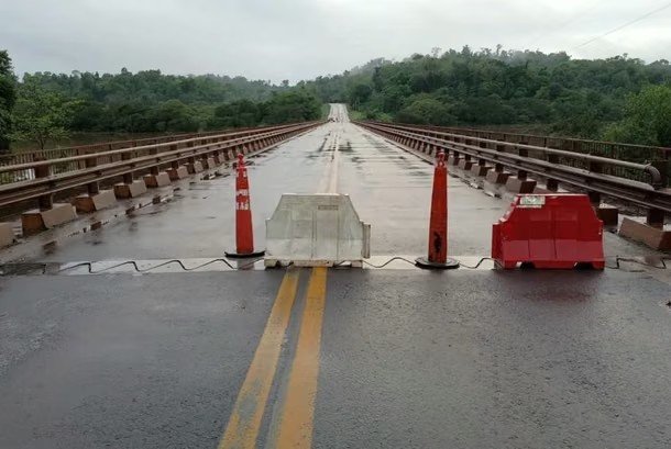 Crecida de ríos en Misiones deja catorce pasos fronterizos cerrados y familias evacuadas